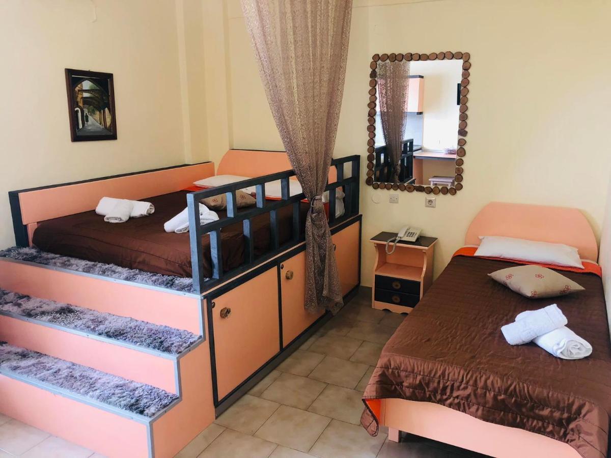 Takis Hotel Apartments Jalisos Zewnętrze zdjęcie
