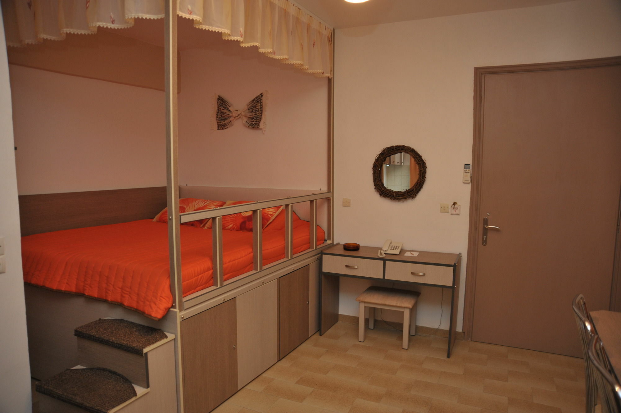 Takis Hotel Apartments Jalisos Zewnętrze zdjęcie