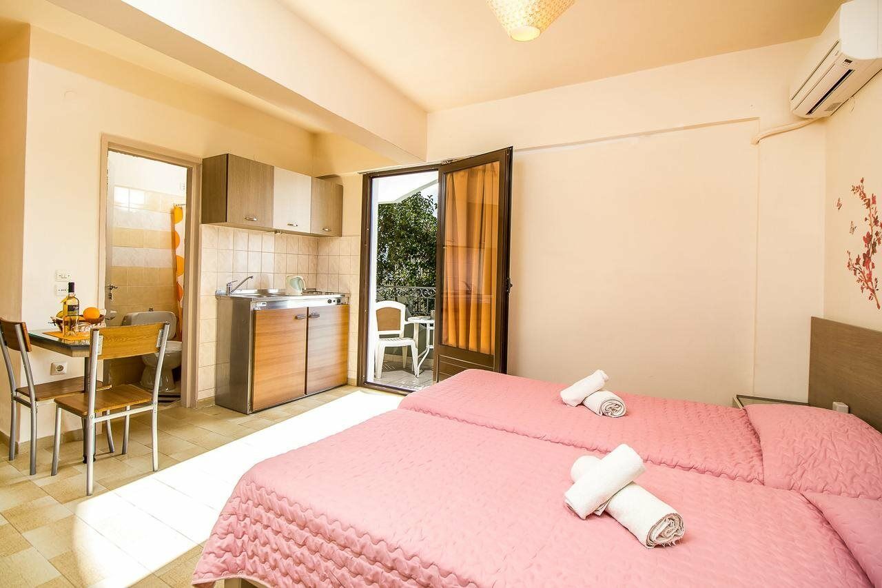 Takis Hotel Apartments Jalisos Zewnętrze zdjęcie